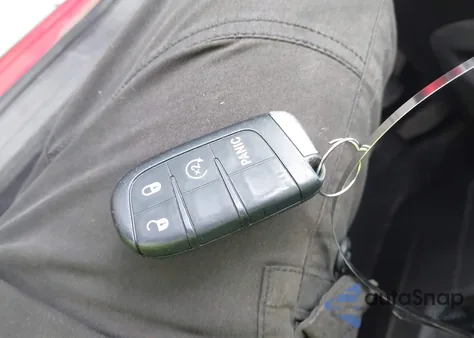 2015 Jeep Renegade Trailhawk из США, поврежденный, VIN ZACCJBCT7FPC36286